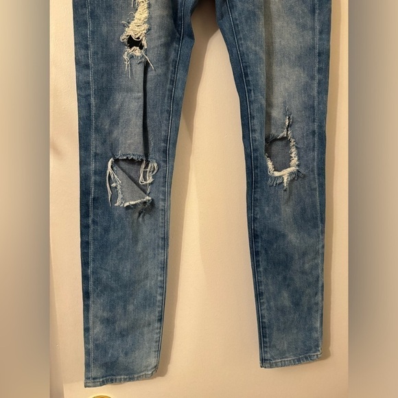 BLANK NYC Skinny Classique distressed jeans size 27 - Picture 5 of 9